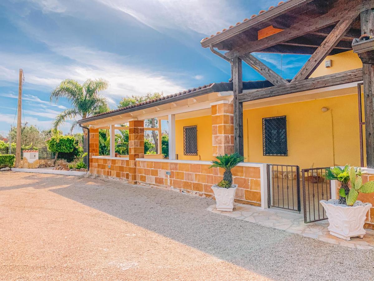 Coral B&B Porto Cesareo Buitenkant foto