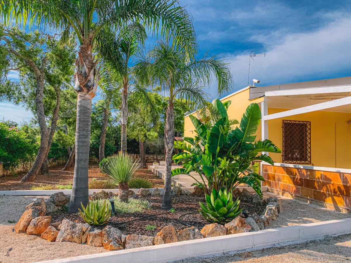Coral B&B Porto Cesareo Buitenkant foto