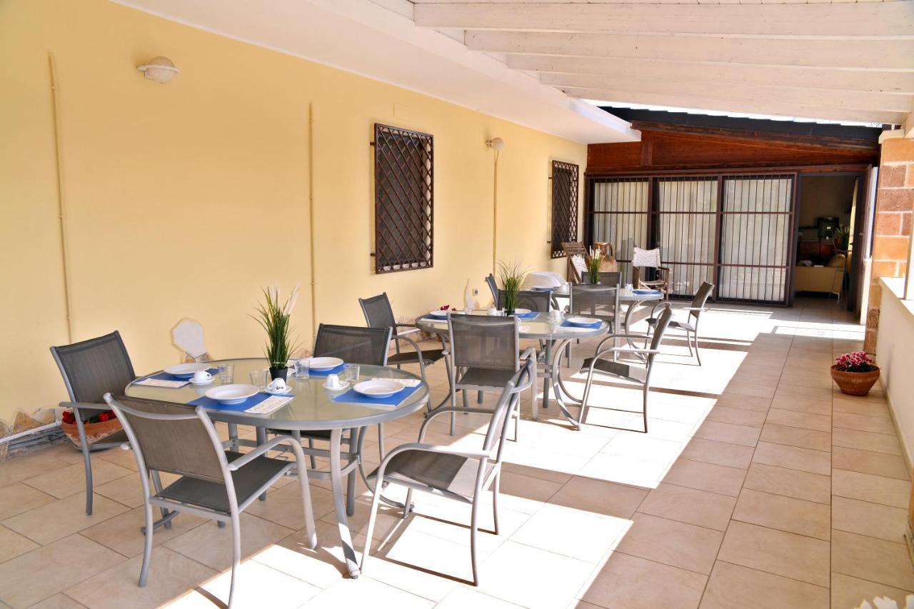 Coral B&B Porto Cesareo Buitenkant foto