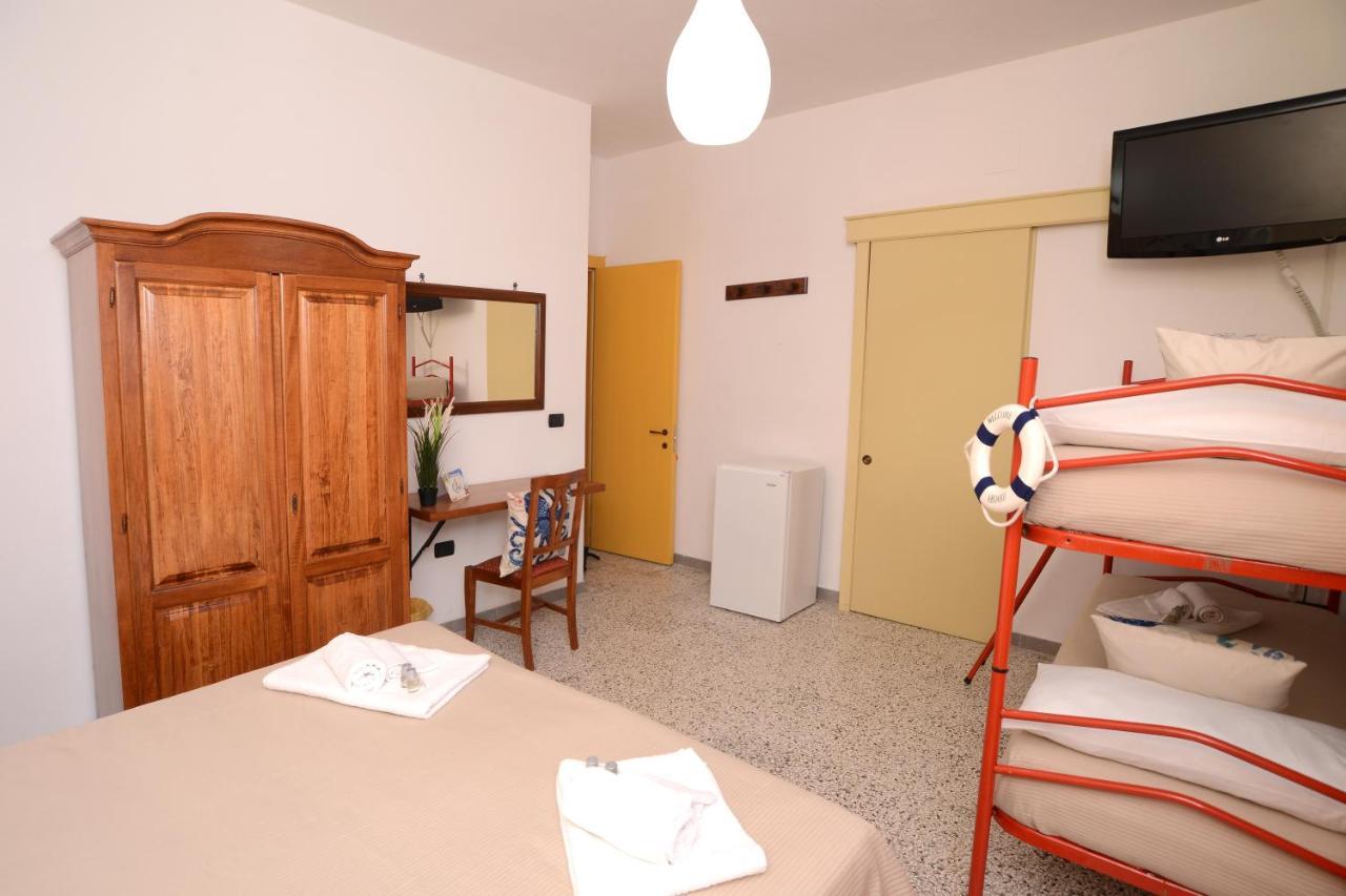 Coral B&B Porto Cesareo Buitenkant foto