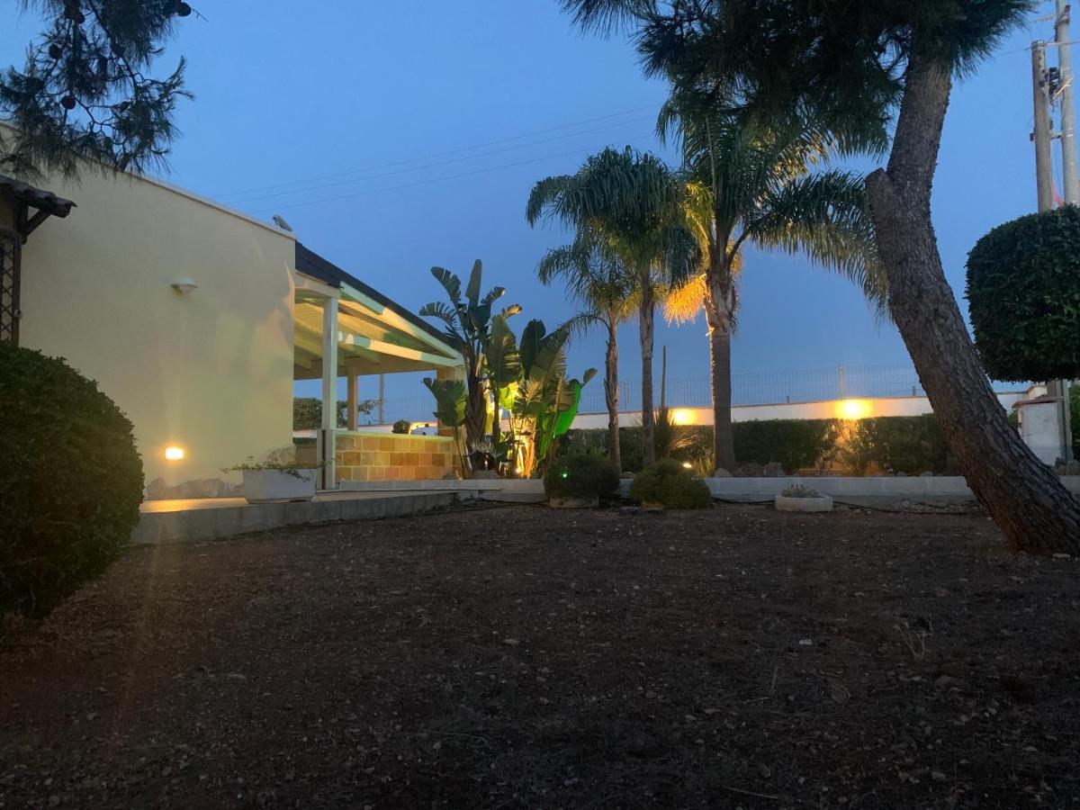 Coral B&B Porto Cesareo Buitenkant foto