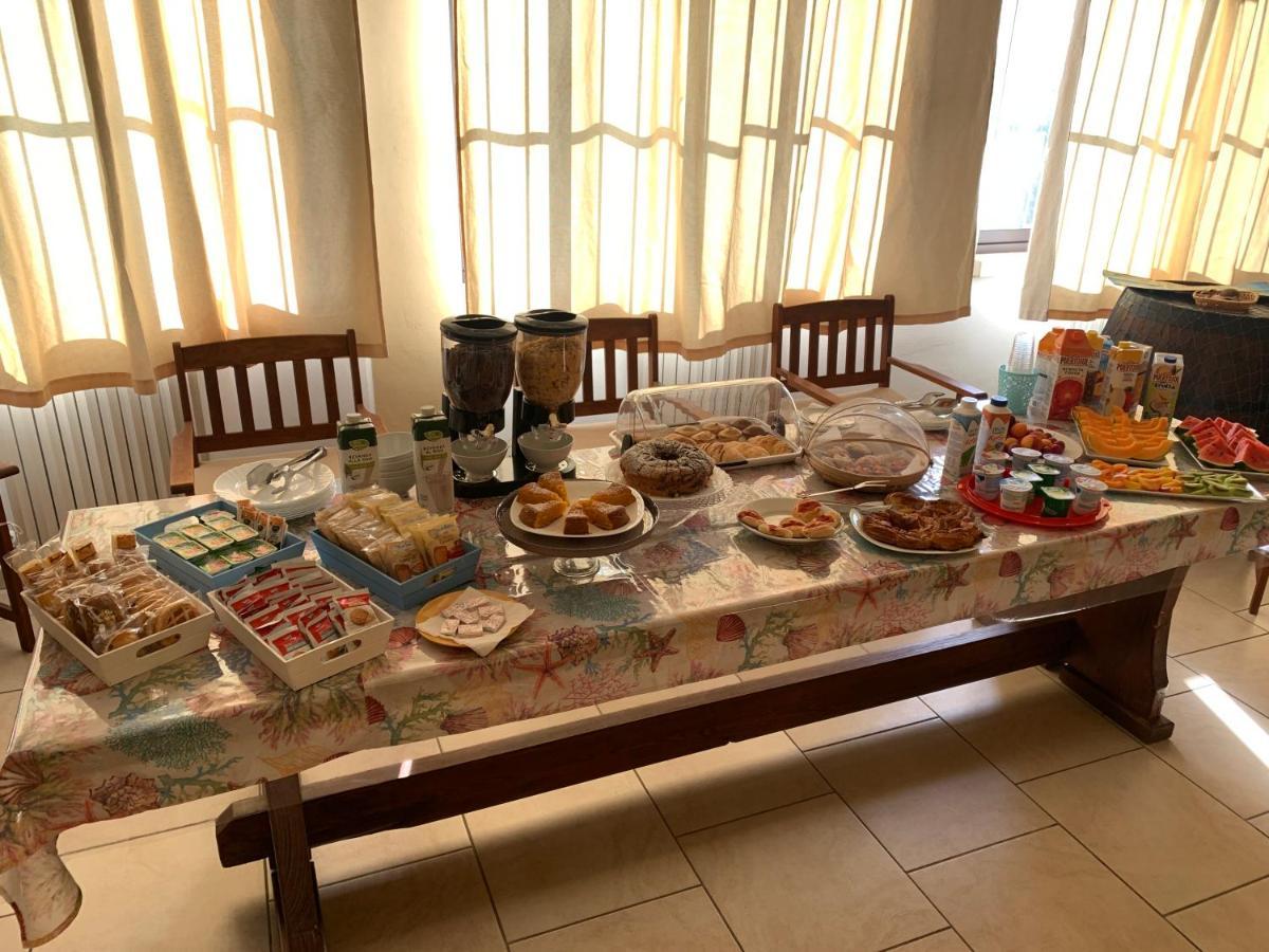 Coral B&B Porto Cesareo Buitenkant foto